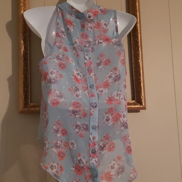 Final Touch Floral Print Sheer Top - Picture 5 of 6